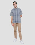 Cardinal Grad Stripe Kemeja Pria