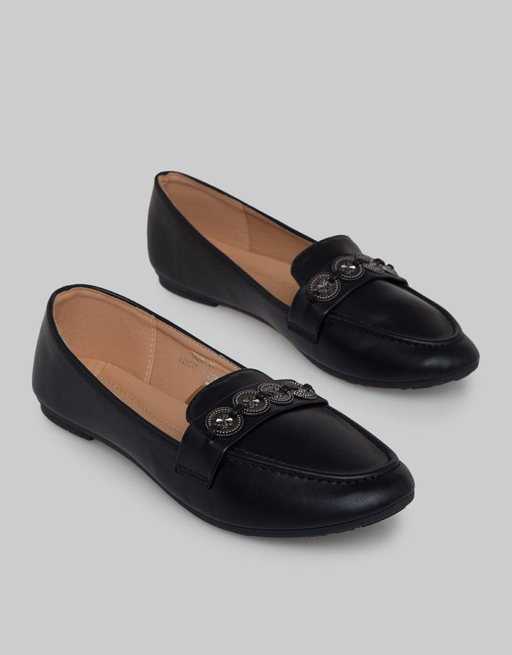 St. Yves Ballerinas Buckle Flat Shoes Wanita