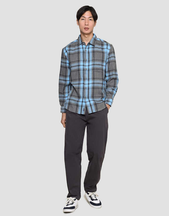 Nevada Kemeja Lengan Panjang Checked Flannel Pria