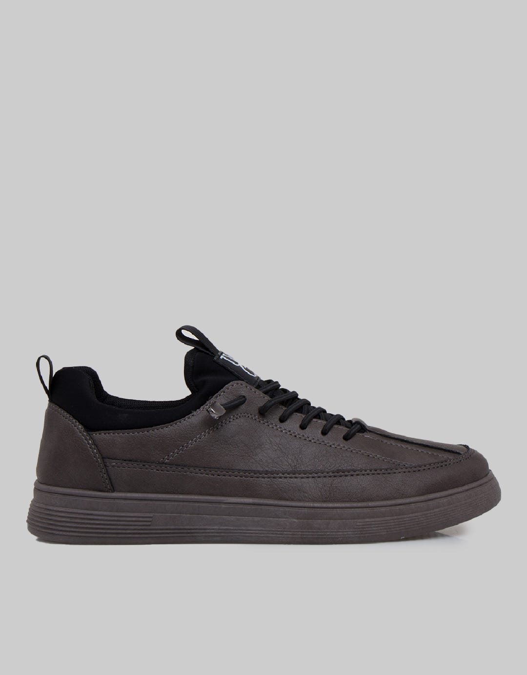 Yongki Komaladi Jstu Men's Sneakers Shoes