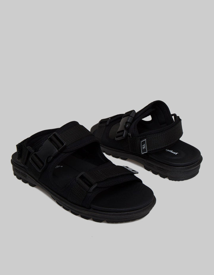 Yongki Komaladi Rafs Men's Outdoor Sandals