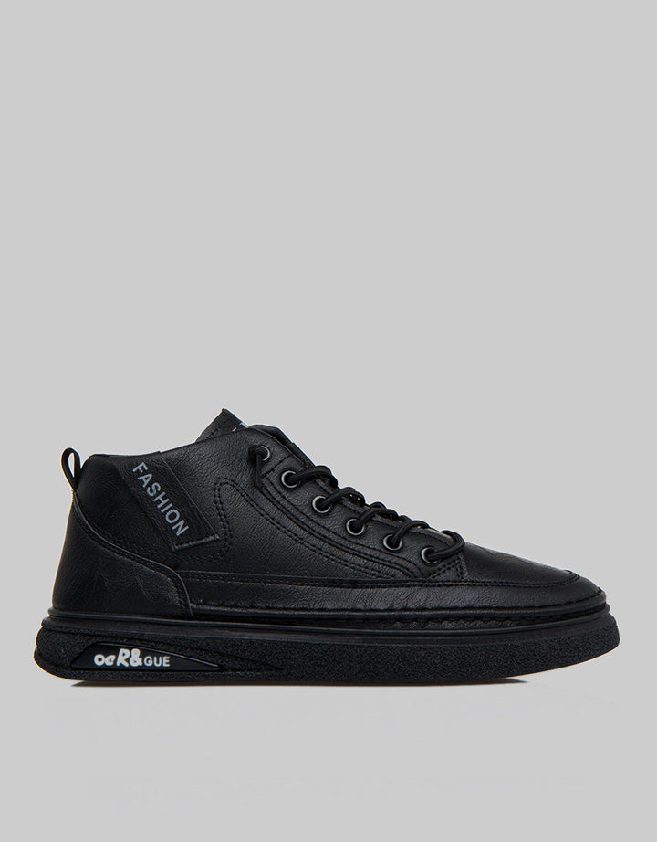Yongki Komaladi Men's Jesse Casual Sneakers