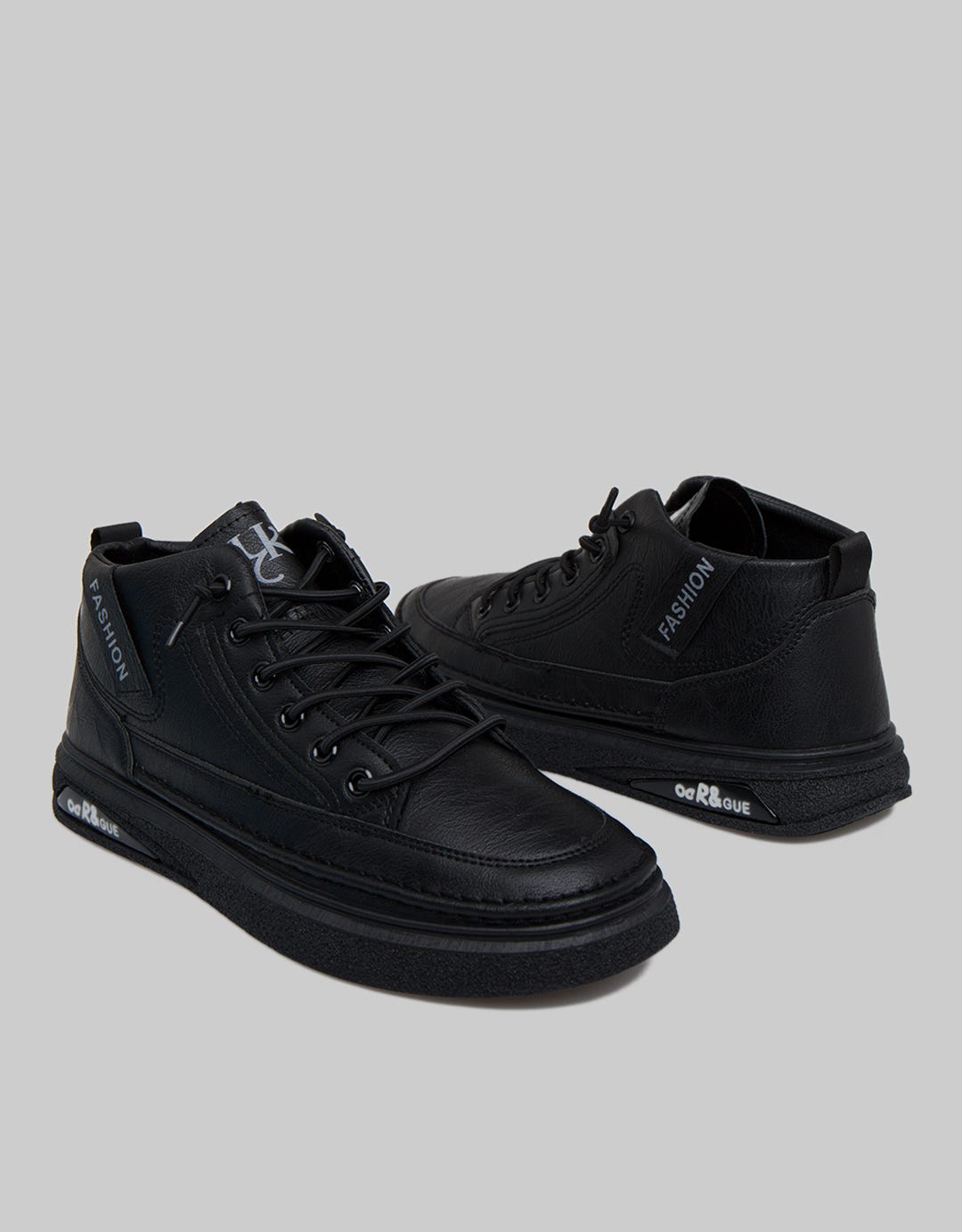 Yongki Komaladi Men's Jesse Casual Sneakers