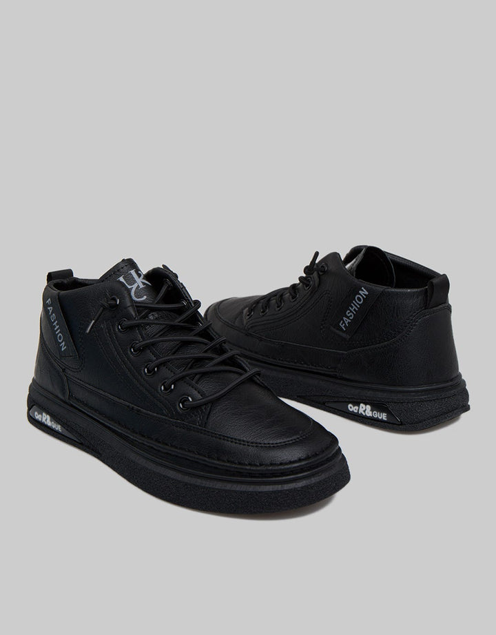 Yongki Komaladi Men's Jesse Casual Sneakers
