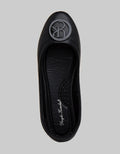 Yongki Komaladi Flat Shoes Stitching Line