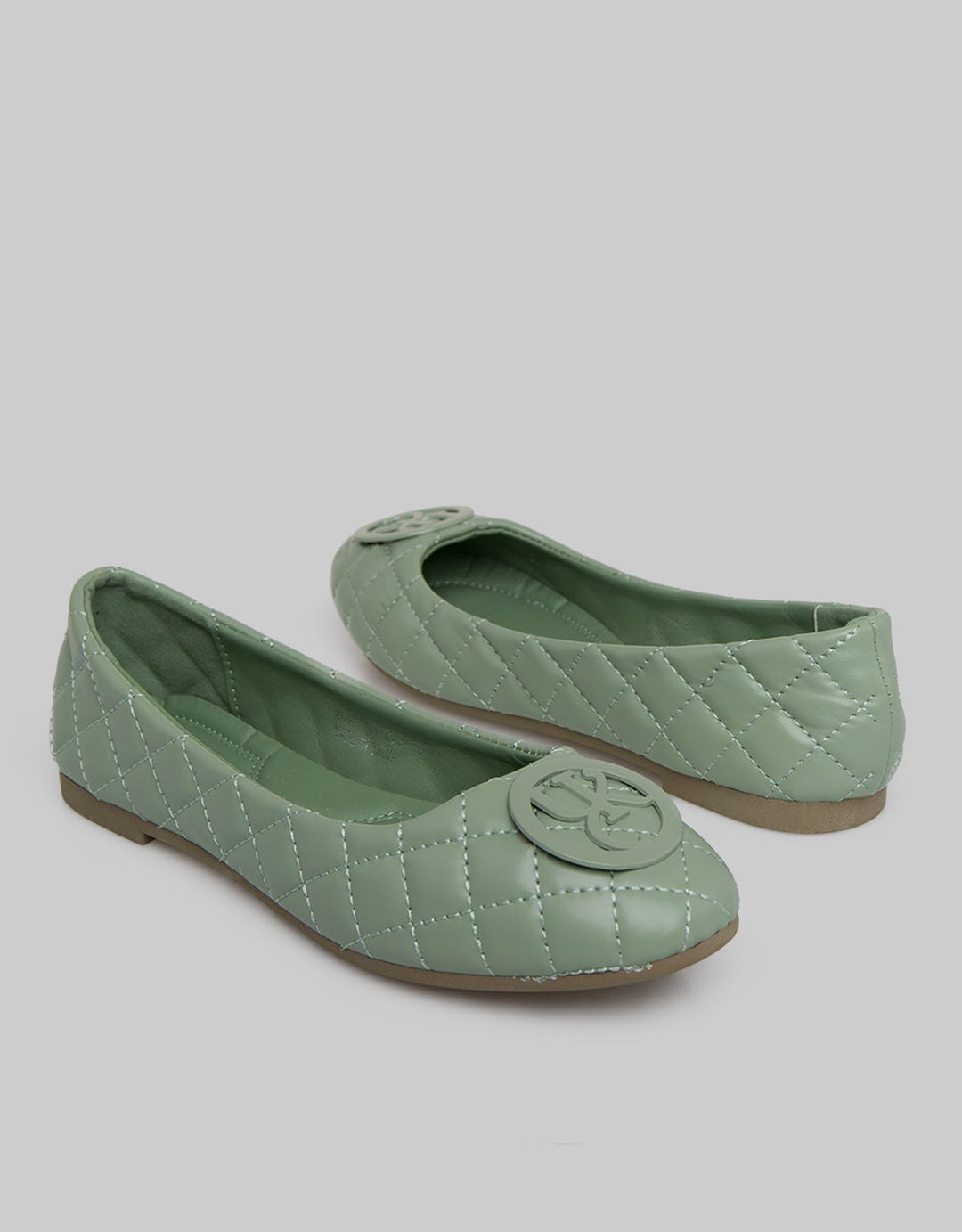 Yongki Komaladi Flat Shoes Full Stitching
