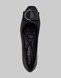 Yongki Komaladi Flat Shoes Circle Aksesoris