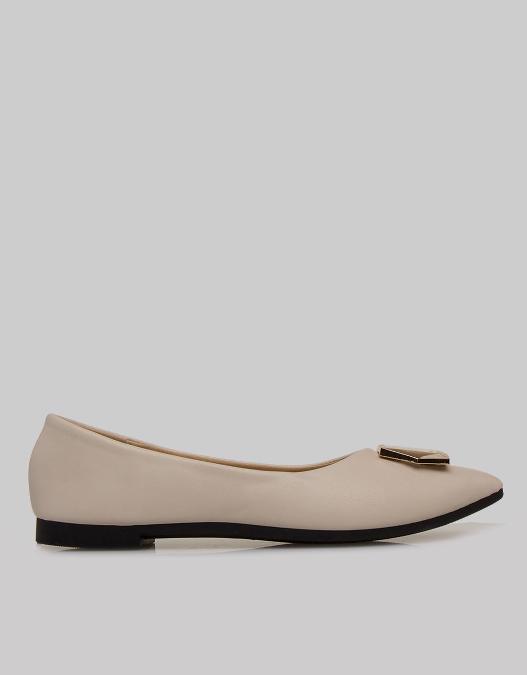 Yongki Komaladi Ol Pointy Sepatu Flat Wanita