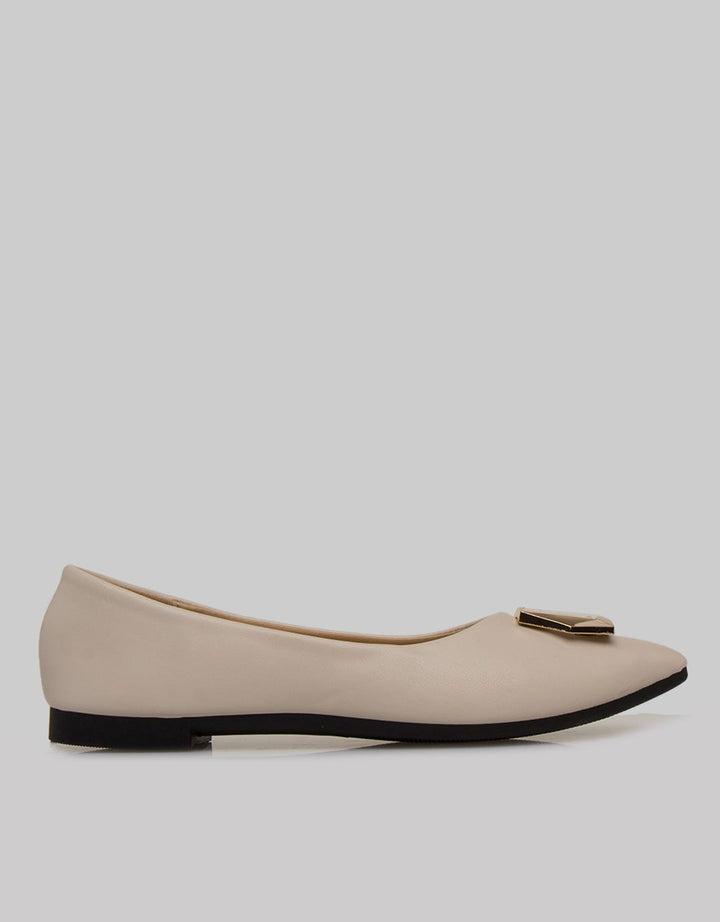 Yongki Komaladi Ol Pointy Sepatu Flat Wanita