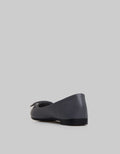 Yongki Komaladi Ol Pointy Sepatu Flat Wanita