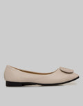 Yongki Komaladi Oli Pointed Sepatu Flat Wanita