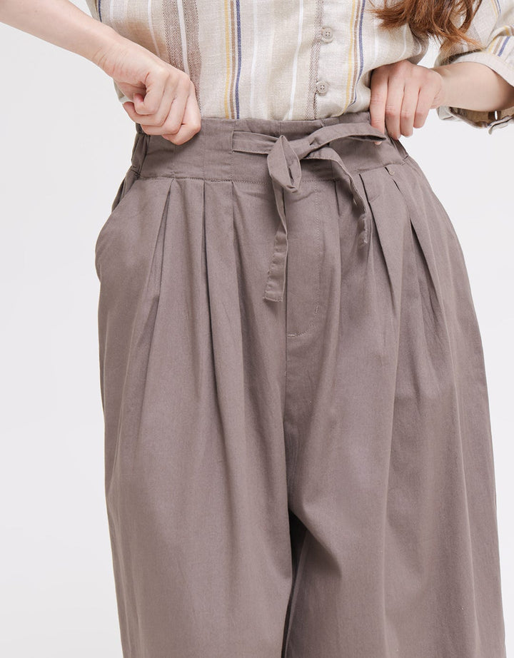 Triset Ladies Long Pants Strap Detail