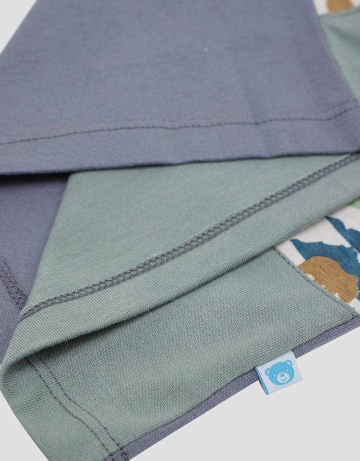 Pipiniko Bear Camo Kaos Anak Laki-laki