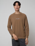 Details Neck Solid Sweater Pria