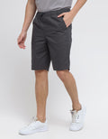 Details of Short Pants Relax Elastic Twill Texture Regular Fit