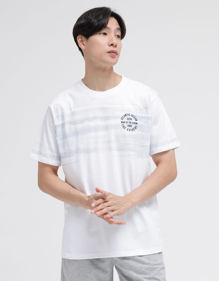 Cole Chest Gradation Kaos Pria