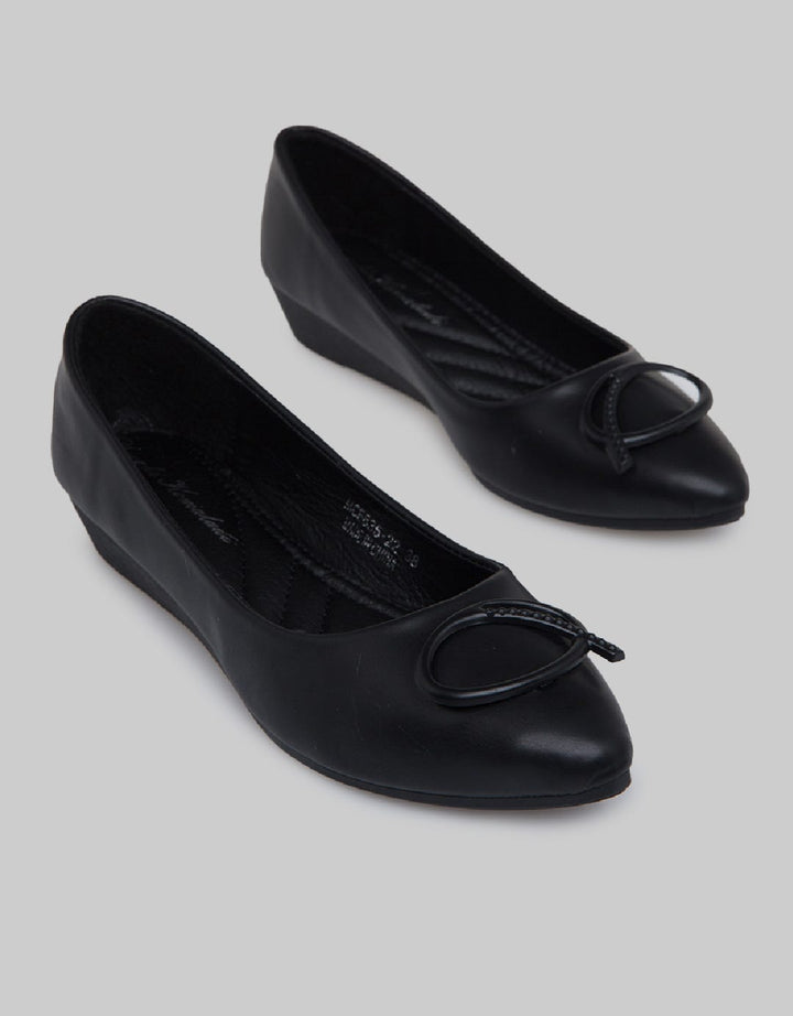 Yongki Komaladi Sepatu Balerina Wanita