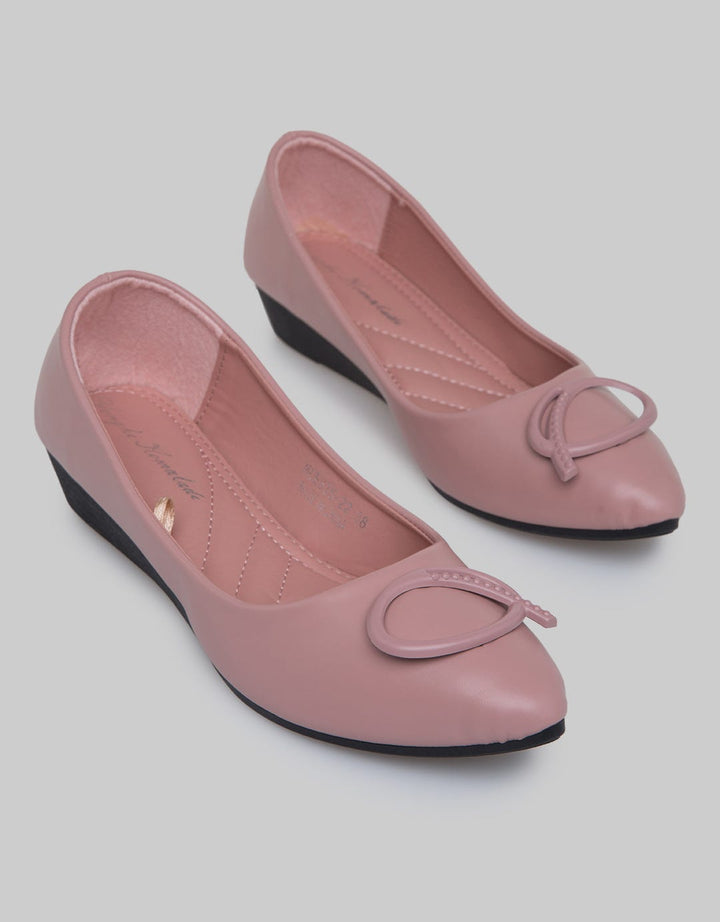Yongki Komaladi Sepatu Balerina Wanita
