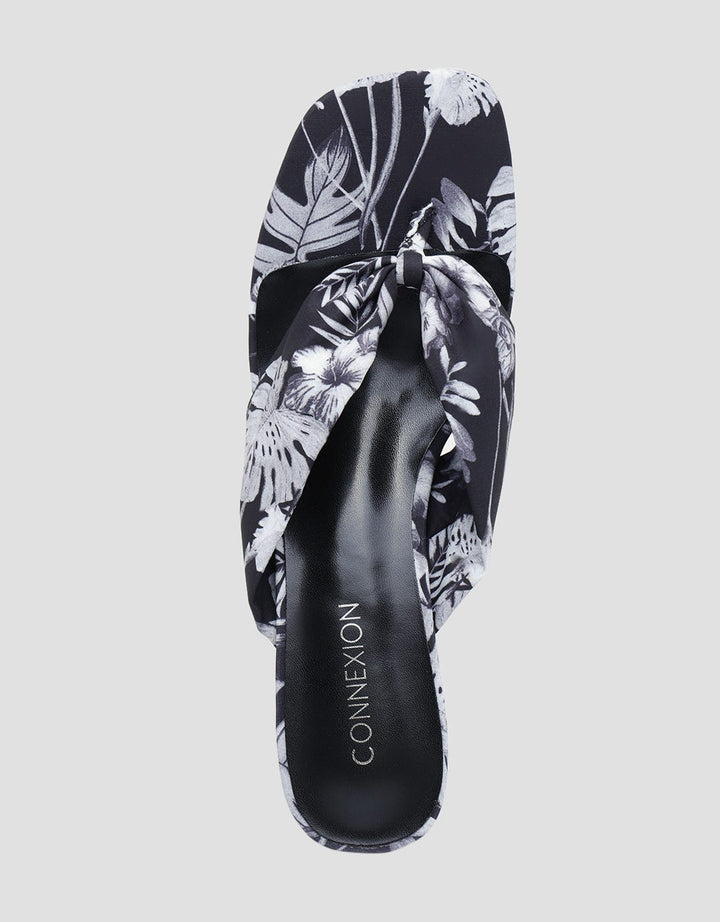 Connexion Slipper Sandals Woman Yqs