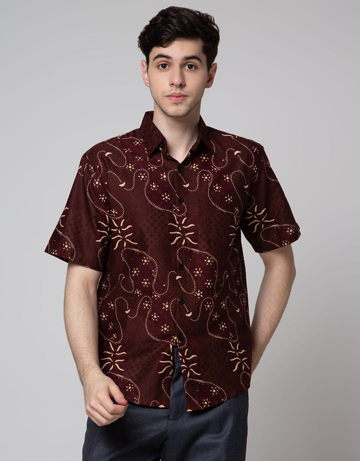 Arjuna Weda Hem Batik Sogan Serat Kayu