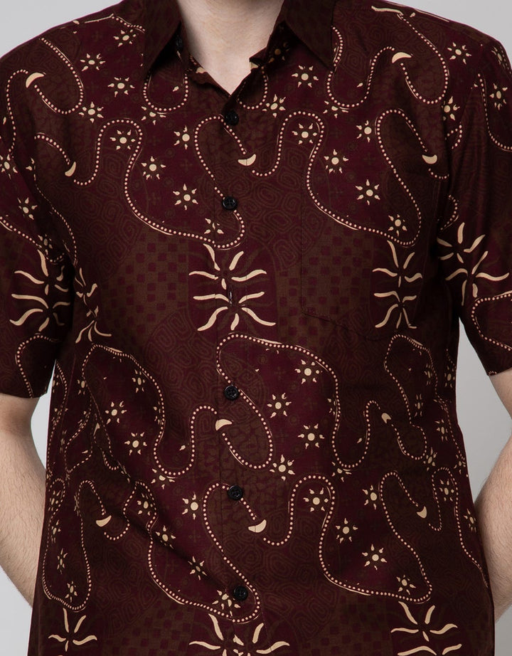 Arjuna Weda Hem Batik Sogan Serat Kayu