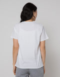 Details Tee Dye Kaos Casual Wanita