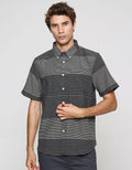 Cole Stripe Combi Kemeja Lengan Pendek Pria