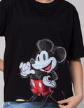 Disney Big Mickey Print Kaos Wanita