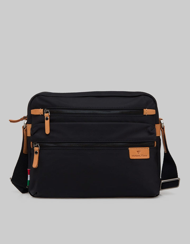 Travel Time Shoulder Bag Pria