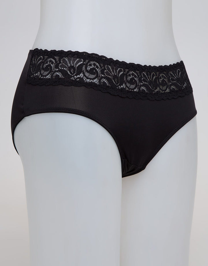 St. Yves Up Lace Celana Dalam Wanita