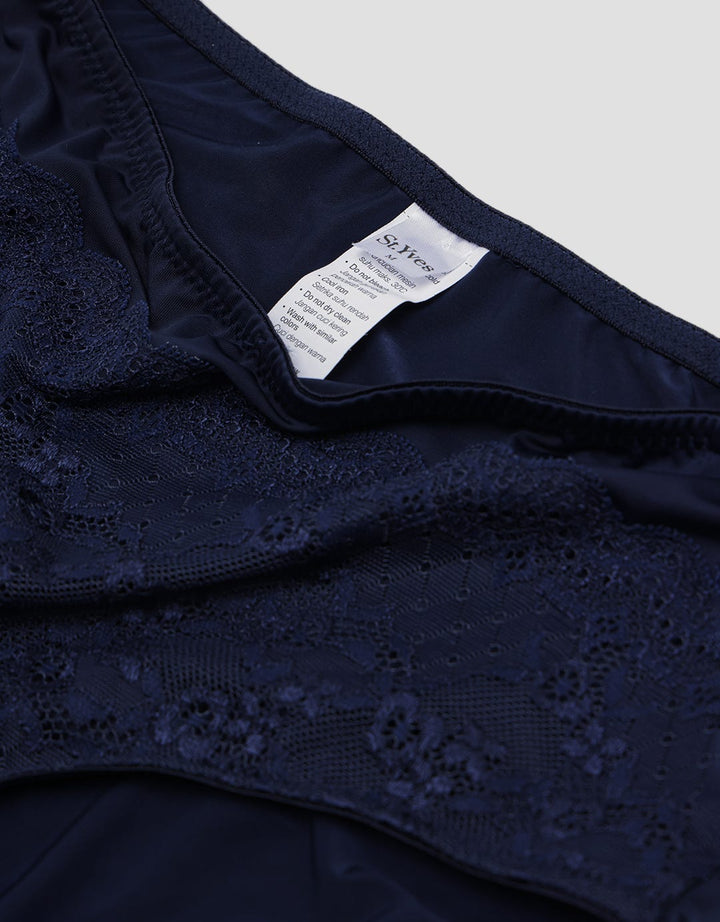 St. Yves Brief Panty Maxi Lace Texture