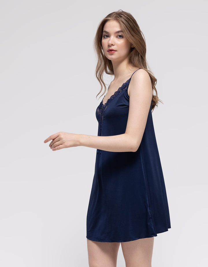 St. Yves Lace Details Lingerie Wanita