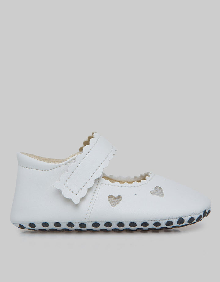 Pipiniko Cut Heart Girls Shoes
