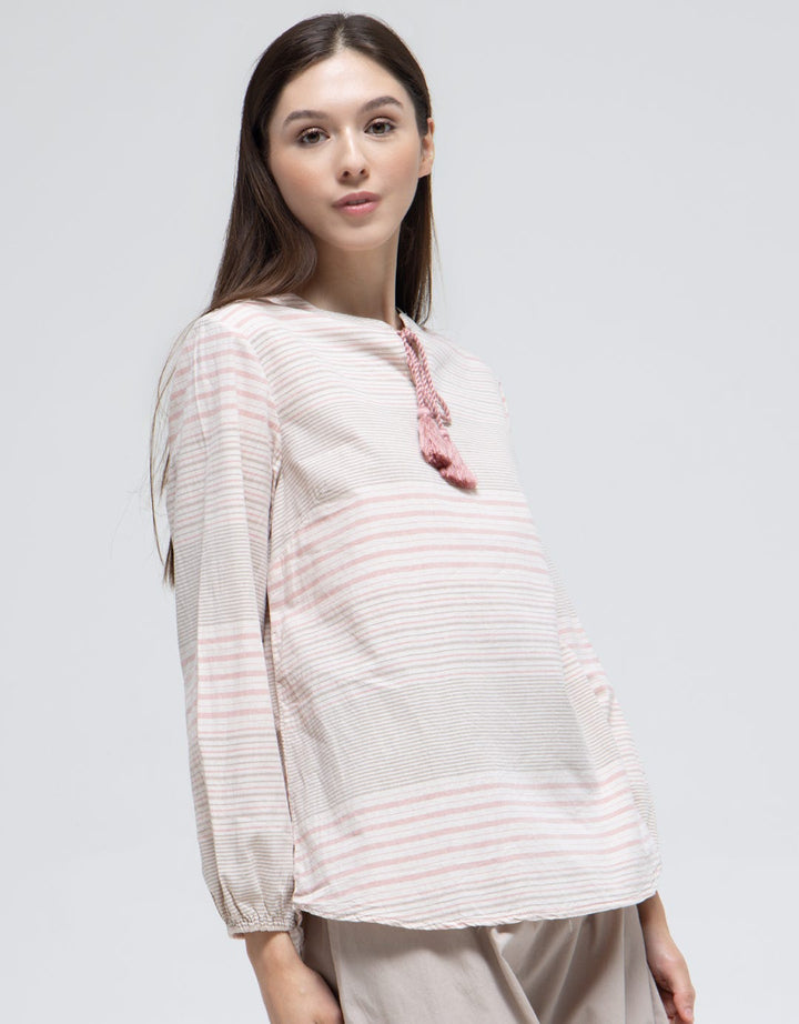 Expand Lovy Blouse