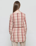 Expand Nauce Blouse Wanita