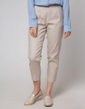 Details Celana Panjang Half Elastic At Waist Wanita
