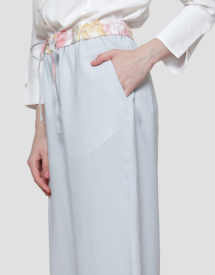 Cardinal Femme Floral Style Pallazo Celana Wanita