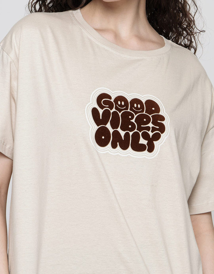 Nevada USA Good Vibes Kaos OVZ Wanita