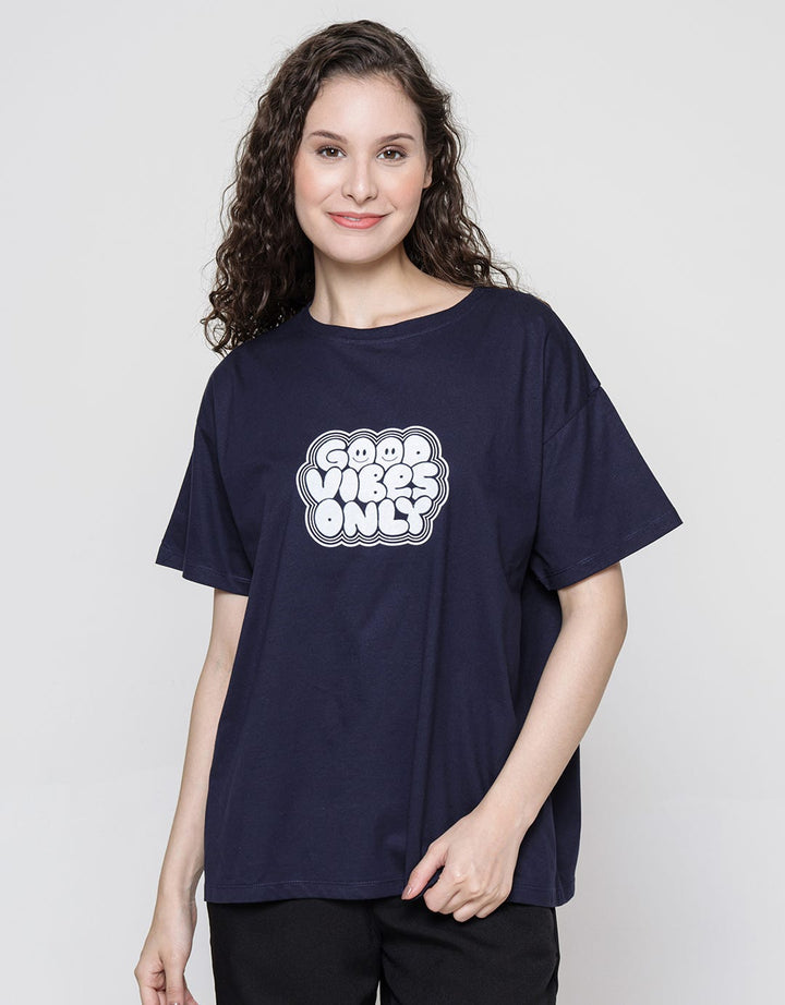 Nevada USA Good Vibes Kaos OVZ Wanita