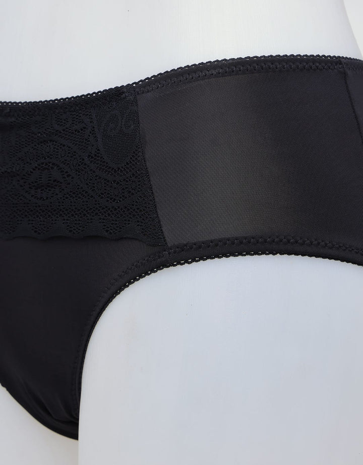 St. Yves Laces Transparent Mini Panty Wanita