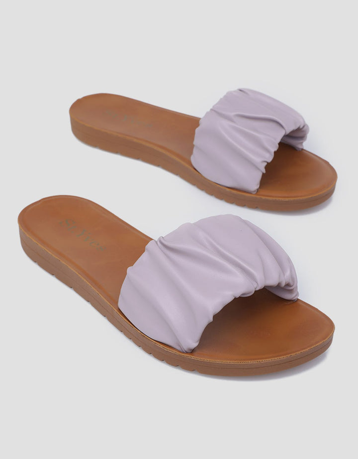 St. Yves Slip On Simply Women