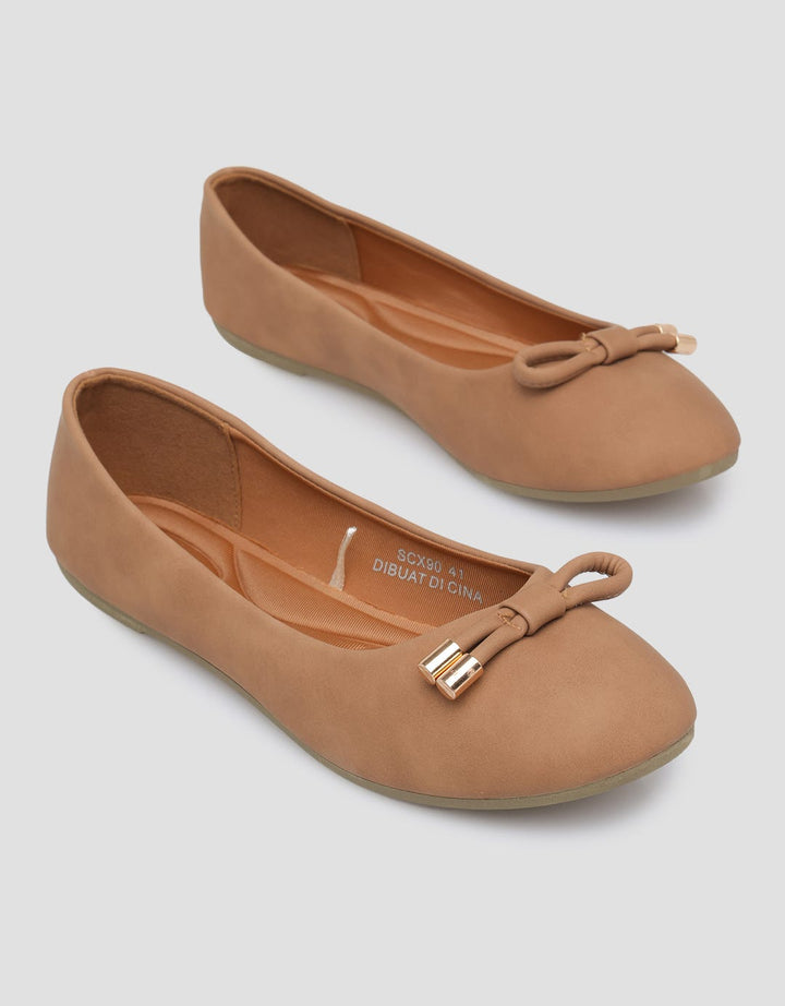 St. Yves Ballerinas Women