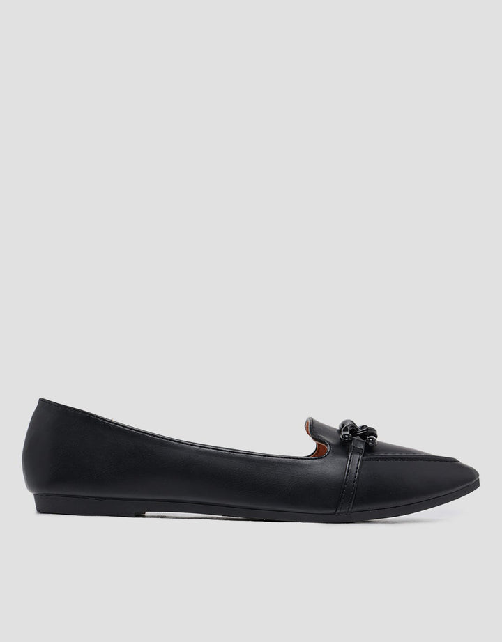 St. Yves Ballerinas Women