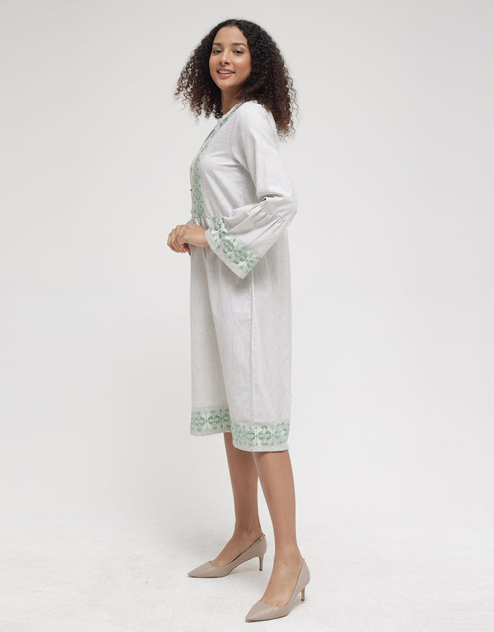 Triset Dress Button Up