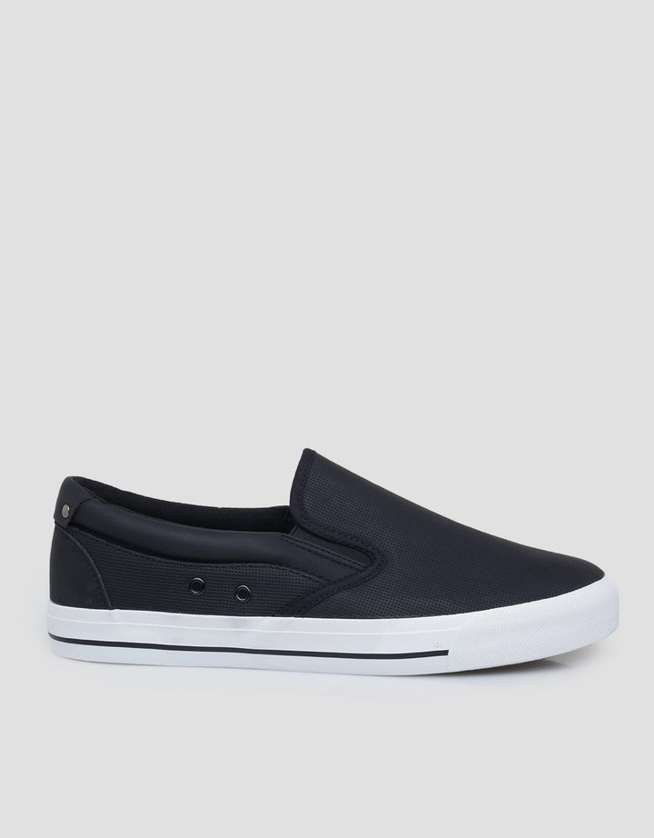 Nevada Slip On Basic Sepatu Pria
