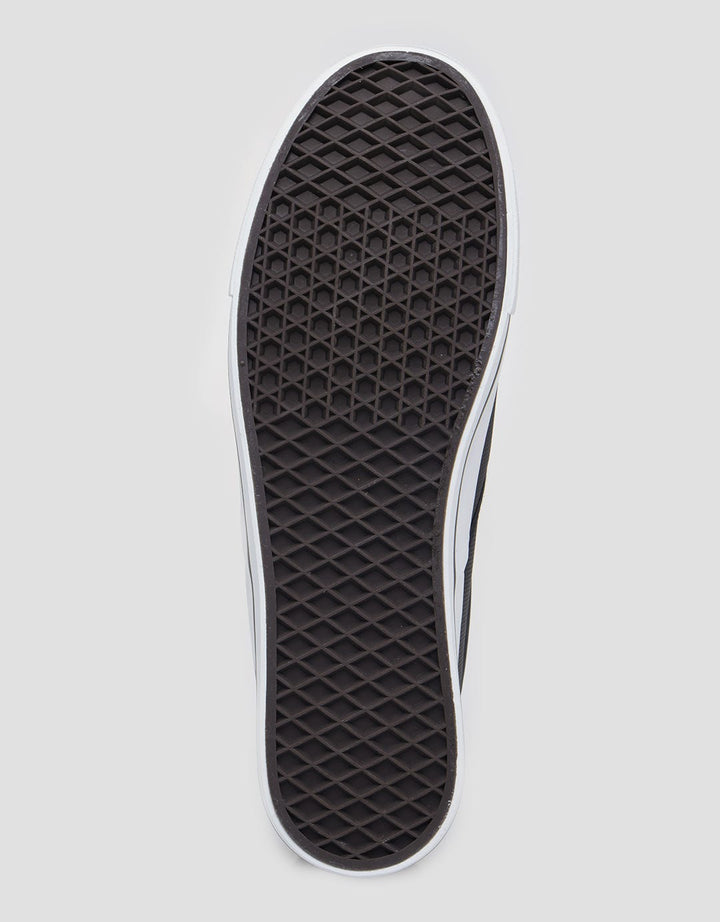 Nevada Slip On Basic Sepatu Pria