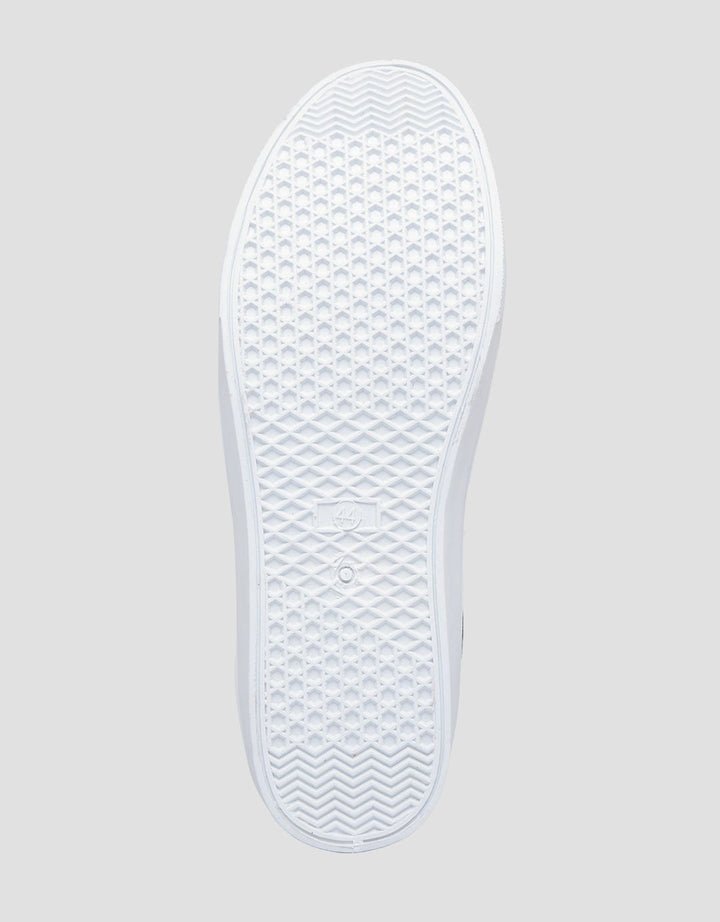 Nevada Basic Classic Slip On Pria