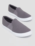 Nevada Basic Classic Slip On Pria