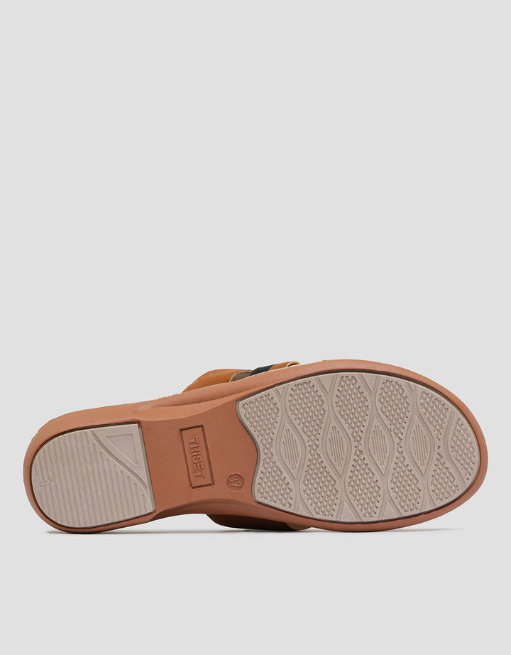 Triset Three Tone Color Strap Sandal Wedges Wanita