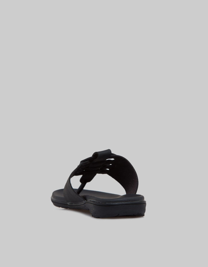 Triset Y-Strap Flat Sandals
